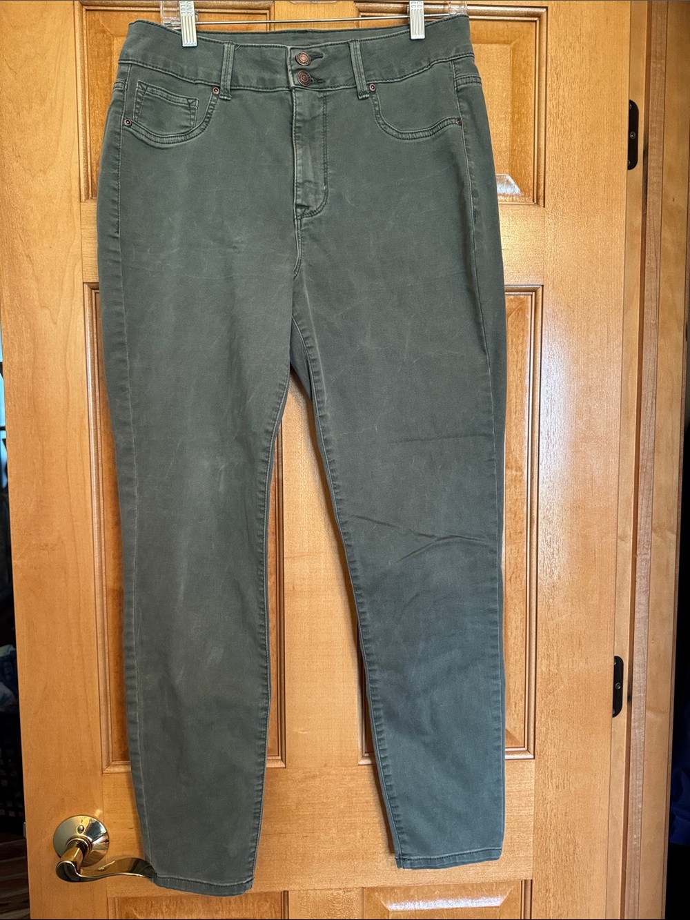 NWOT Maurices High Rise Women's Jeans — Olive Green Large Regular